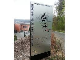 Würdevolles leben im alter herzlich willkommen auf unserer hompage. Pylone M Werbetechnik Sudwestfalen Gmbh