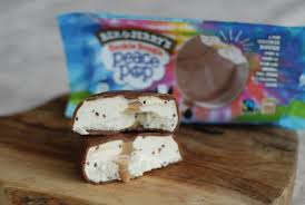 Fair trade certification guarantee's that the farmers who grow the vanilla, cocoa and coffee beans get a fair price for their harvest, enabling them to reinvest in their land and communities. Ben Jerry S Cookie Dough Peace Pop Sockerbiten