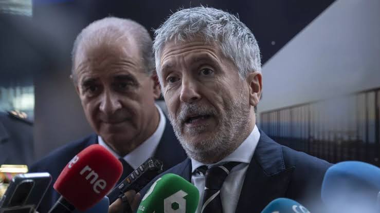 ERC solicita la comparecencia de Grande-Marlaska por el acuerdo de  "formación" entre Desokupa y un sindicato policial | Público