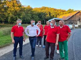 Dacă vremea din ziua de 23 noiembrie va fi una aspră, cu o dimineață foarte friguroasă, atunci ne putem aștepta la multă zăpadă cât de curând și ne dacă este o zi preponderent călduroasă, atunci vremea va mai ține așa cel puțin o săptămână. Cine Este Adrian Burlui TatÄƒl Candidatei Psd Natalia Burlui Stirile Cs