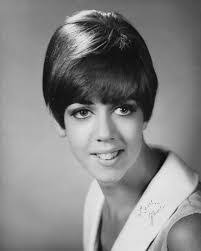 Pamela Boyle's Instagram, Twitter & Facebook