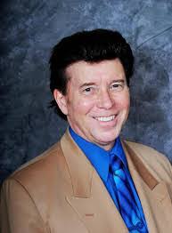 Eric Ekstrand's Instagram, Twitter & Facebook