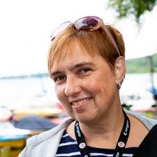 Nicole Hanft's Instagram, Twitter & Facebook