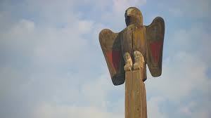 A unique experience in which you are tasked with translating and conversing with unidentified entities. Fake Totem Pole Removed From Tacoma Park King5 Com