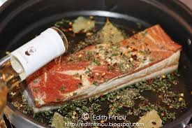 O portie de produs finit : Sunca Fiarta In Vin Edith S Kitchen