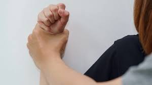 However, even if you want the charges dropped, the prosecuting attorney has the discretion to decide to drop the charges and decide not to you don't, only a prosecutor can press or drop charges against someone. Domestic Violence Handbook Germany