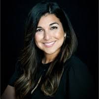 Eileen Cabrera's Instagram, Twitter & Facebook