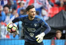 Le jeune gardien niçois représente, entre autres, la relève des gardiens français. Equipe De France On Twitter Avec 88 Selections Hugo Lloris Depasse Fabien Barthez Et Devient Le Gardien Le Plus Cape De L Histoire Des Bleus Frapar Fiersdetrebleus Https T Co Fsp8iubjh6