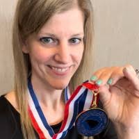 70+ profilů „Ebert“