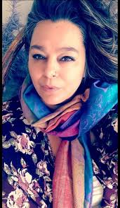 Hubbell & Katie: “Do you know you're beautiful?” “You are.” “But you  mustn't be. too serious.” “I won't be.” 🎬 The Way We Were 1973 PG 1h 58m