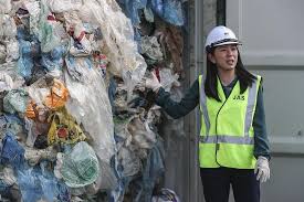 Salahuddin ayub (pulai) yeo bee yin (bakri) dr maszlee malik (simpang renggam) syed saddiq (muar). Malaysia Cracks Down On Plastic Waste Se Asia News Top Stories The Straits Times