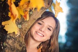 Madeline Kinsey's Instagram, Twitter & Facebook