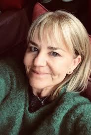 The Darling Girls: Amazon.co.uk: Burstall, Emma: 9781781857861: Books