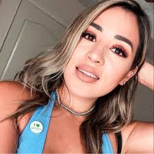 Crystal Villegas's Instagram, Twitter & Facebook