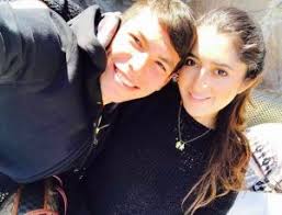 Hirving rodrigo lozano bahena is a mexican professional footballer who plays as a winger for serie a club napoli and the mexico national tea. Futbolife Info Page 4 Of 24 The Hottest Footballers Wives And Girlfriends