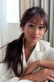 Stephanie Imlay (stephhowieson)