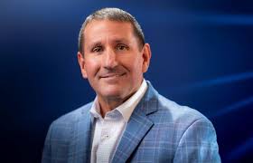 Ken Mccue's Instagram, Twitter & Facebook