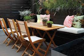 The backyard is the perfect place for relaxing, reading, grilling, gardening and enjoy the holidays with your family. 15 Big Fixes For Small City Gardens House Home
