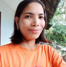 Dark pink Amaryllis belladonna, also known as the Jersey lily,  belladonna-lily, naked-lady-lily, or March lily. #plantita #flowers  #gardening #inspiration #plants #happiness #lilies #fb