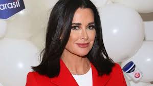 Aaron phypers has an estimated net worth of around $2 million. Kyle Richards Net Worth Age Biography Facts Life Story World Wire