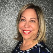 Nancy Esteves's Instagram, Twitter & Facebook