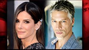 Sandra bullock donates $1 million to help hurricane relief effort we have to help one another. Who Is Sandra Bullock Dating The Blind Side Star S Dating History Otakukart
