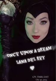 Walking Halloween Trend Villanas Disney