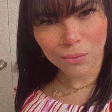 Este cabron duerme malo... 😡😡