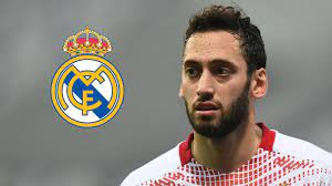 It also displays the transfer fees. Bericht Milan Will Calhanoglu Ersatz Von Real Madrid Stern De
