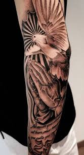 Other designs that are very beautiful illustrate the human hands in the act of using the rosary. 100 Amazing Praying Hands Tattoos Ideas Meanings Ultimate Collection Tattoo Me Now