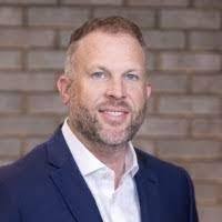 Charles Resh's Instagram, Twitter & Facebook