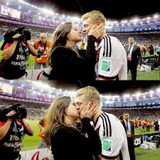 Toni kroos is married person. Footballer Wags Jessica Farber Wattpad