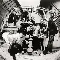 The limp bizkit frontman, 50, debuted a shocking new look on instagram wednesday, making followers do a double take with his feathery gray hair. Limp Bizkit Im Los Angeles La Beim Hollywood Palladium 24 08 2021 Mozaart