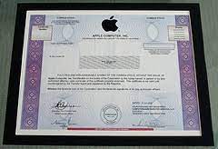 Birthday baptism christening anniversary newborn groomsmen gifts and more. Apple S Largest Shareholder Sells 49 Million Worth Of Shares Ars Technica