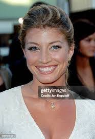 Lindsey Swope's Instagram, Twitter & Facebook