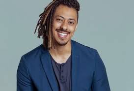 Ator justifica separação após filha recém-nascida:...