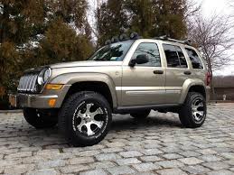 2005 Jeep Liberty Limited Crd Turbo Diesel Lifted I Can T Wait To Fix Mine Up Jeep Liberty Jeep Liberty Lifted 2005 Jeep Liberty