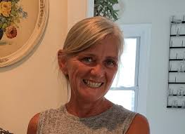 Lisa Epling's Instagram, Twitter & Facebook