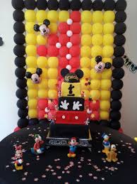 Bizcocho De Mickey Mouse El Bizcocho De Mickey Mouse Que Hice Para El Cumpleanos De Ignacio Mickey Birthday Mickey Mouse Birthday Mickey Mouse Theme