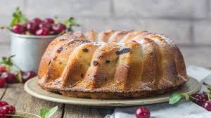 Mi piace perchè è una torta soda da mordere, morbida ma consistente e perfetta per essere tagliata anche a cubetti! Ciambella Bicolore Senza Burro Con Sorpresa Scopri Quale