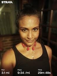 elm active run club evening group run