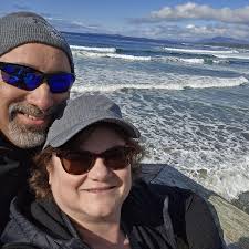 Who are good RMTs for deep tissue massages near Albion?