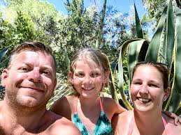 Informatie, recensies, meningen, feiten en foto's van frankrijk. Zorg Om Vakantie In Frankrijk Als Er Een Lockdown Komt Rijden We Terug Buitenland Ad Nl
