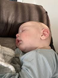 We just ran to Sam's club and look what I just bought for my front porch!  Now this is comfy 🥰🥰🥰. It is a 3pc LA-Z-Boy recliner set.