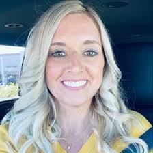 Amanda Helton (hellomandy86)