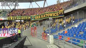 Aktualności, zdjęcia, wideo, historia, wyniki, relacje na żywo, live, tabele, terminarz, kadra, bilety. Kibice Podbeskidzie Bielsko Biala Vs Gks Katowice Przemarsz I Doping W Pierwszej Polowie Youtube