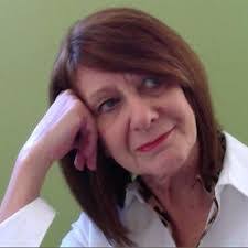 Lin Kay's Instagram, Twitter & Facebook