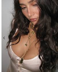 Vanessa Mooney mini cherry heart rosary Necklace green