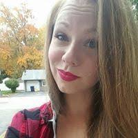 Alyssa Ginsberg's Instagram, Twitter & Facebook