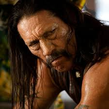 Холивудската звезда Дани Трехо учи на обноски в метрото"